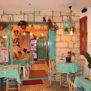 Araçatı Butik Çeşme