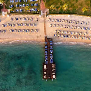 5* Semesteranläggning (resort) Radisson Blu &