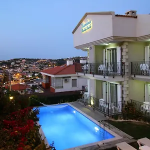 Kandira Butik Çeşme